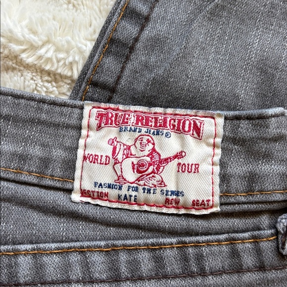 True Religion Kate Cropped Jeans – Size 25 | Y2K Edge | Statement Denim | - Picture 7 of 7